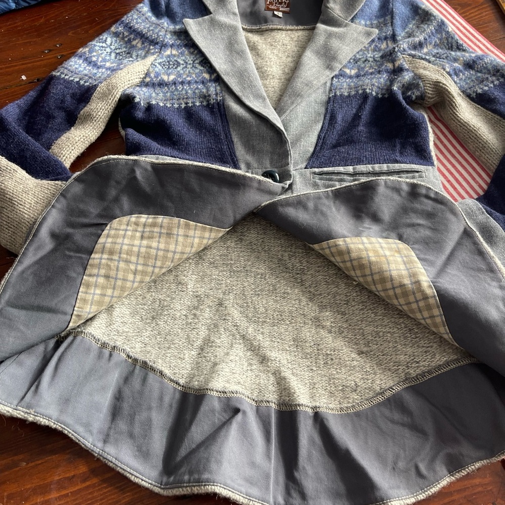 Paper People Clothing | Mixed Media Blazer - Picture 11 of 11
